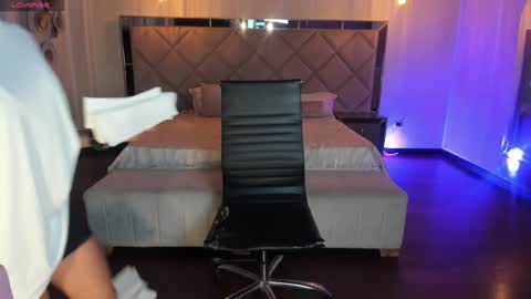 MARA  online show from 02/02/25, 11:00