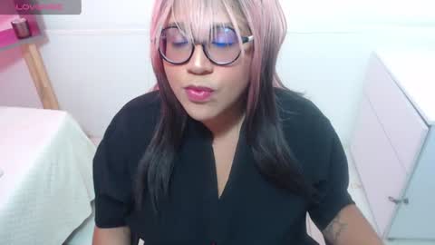 Snapshot of marasilk chatting on 06/11/26, 02:44 Mara Silk online show from 06/11/26, 02:44