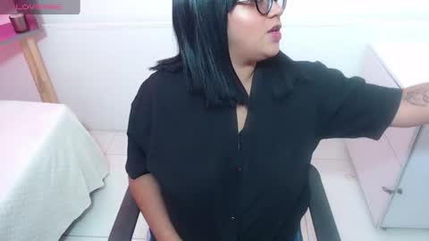 Snapshot of marasilk chatting on 06/11/26, 02:53 Mara Silk online show from 06/11/26, 02:53