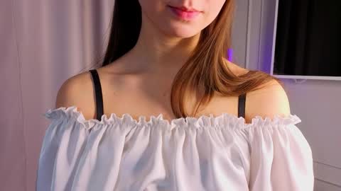 Mary online show from 03/26/26, 03:50