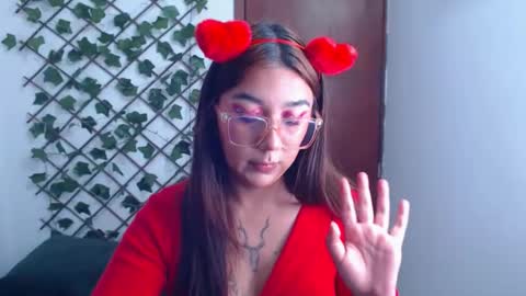 Snapshot of marce_bunny chatting on 02/14/26, 11:45 Marcela online show from 02/14/26, 11:45