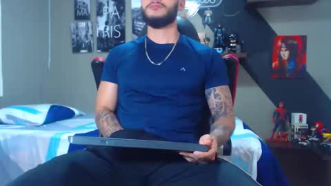 Snapshot of marcel_craw0796 chatting on 03/04/26, 02:12 MARCEL online show from 03/04/26, 02:12