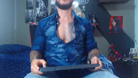 Snapshot of marcel_craw0796 chatting on 05/16/26, 02:16 MARCEL online show from 05/16/26, 02:16