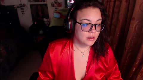 marcela2101 online show from 02/13/25, 12:35