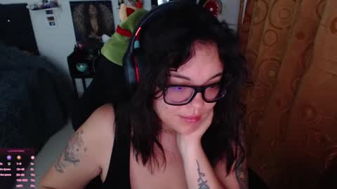 marcela2101 online show from 03/06/25, 09:36