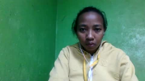 Snapshot of marcela699987 chatting on 06/15/26, 05:42 marcela699987 online show from 06/15/26, 05:42