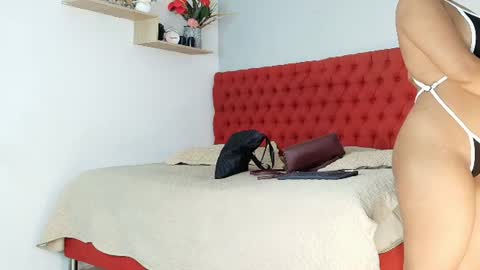 Snapshot of marcela_cepeda chatting on 08/03/26, 06:55 Mar online show from 08/03/26, 06:55