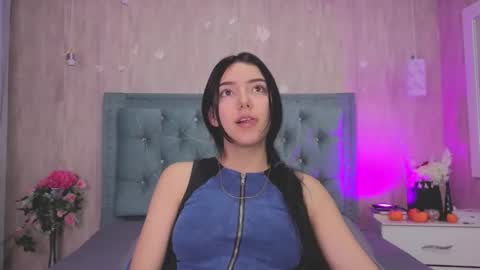 Marcela online show from 11/20/25, 09:36