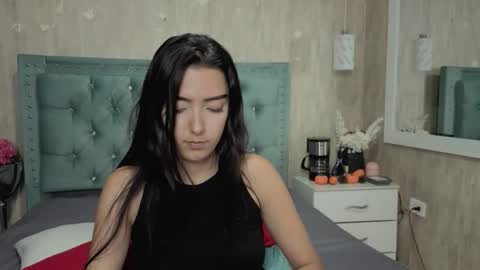 Marcela online show from 03/26/26, 07:52