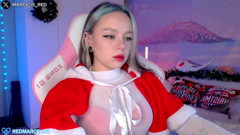 Snapshot of marceline_red chatting on 12/24/24, 03:47 Lady Marceline online show from 12/24/24, 03:47