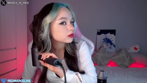 Snapshot of marceline_red chatting on 01/28/25, 07:00 Lady Marceline online show from 01/28/25, 07:00