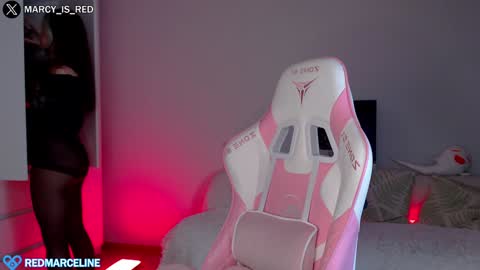 Snapshot of marceline_red chatting on 02/08/25, 05:18 Lady Marceline online show from 02/08/25, 05:18