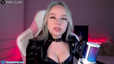 Snapshot of marceline_red chatting on 02/21/25, 05:53 Lady Marceline online show from 02/21/25, 05:53