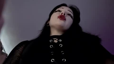 Snapshot of marceline_red chatting on 05/30/26, 07:27 Lady Marceline online show from 05/30/26, 07:27