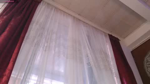 Snapshot of marceline_uu chatting on 10/05/25, 01:53 M A R C I online show from 10/05/25, 01:53