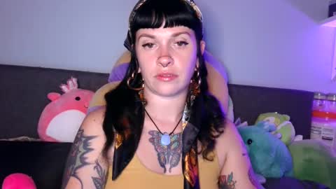 MarcelineAltaria online show from 10/04/25, 03:48