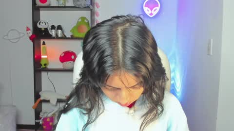 Snapshot of marcelinegh chatting on 12/12/24, 10:56 Marceline online show from 12/12/24, 10:56