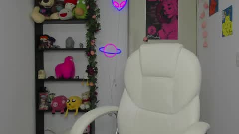 Marceline online show from 04/11/26, 10:52