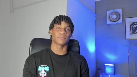 Snapshot of marcelo_dosantos77 chatting on 01/06/25, 03:20 MARCELO online show from 01/06/25, 03:20