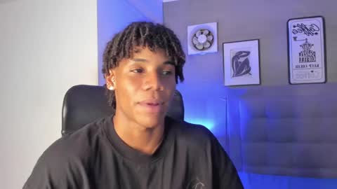 Snapshot of marcelo_dosantos77 chatting on 01/30/25, 03:33 MARCELO online show from 01/30/25, 03:33