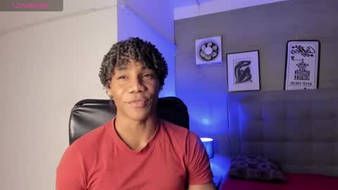 Snapshot of marcelo_dosantos77 chatting on 02/22/25, 03:45 MARCELO online show from 02/22/25, 03:45