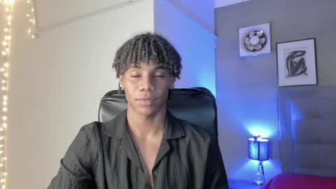 Snapshot of marcelo_dosantos77 chatting on 03/01/25, 03:10 MARCELO online show from 03/01/25, 03:10