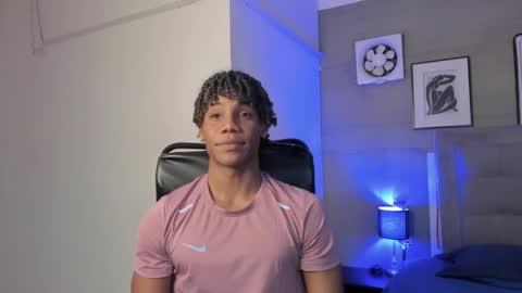 Snapshot of marcelo_dosantos77 chatting on 03/06/25, 10:58 MARCELO online show from 03/06/25, 10:58