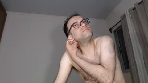 Snapshot of marcelsoltero chatting on 12/18/24, 04:42 marcnashio online show from 12/18/24, 04:42