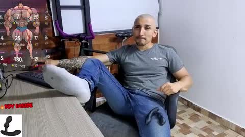 Marck  Independent model  online show from 11/23/25, 11:15