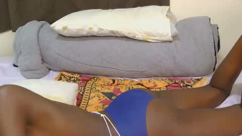 marclyne_cy online show from 03/10/26, 07:13