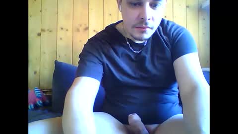 Snapshot of marco1998ig chatting on 04/23/26, 08:35 marco1998ig online show from 04/23/26, 08:35