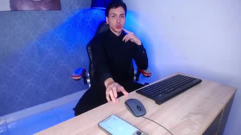 Marcus Hanks online show from 02/17/25, 04:20