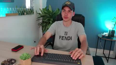 Marcus Hanks online show from 03/01/25, 04:47