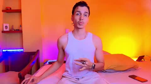 Marcus Hanks online show from 09/22/25, 04:36