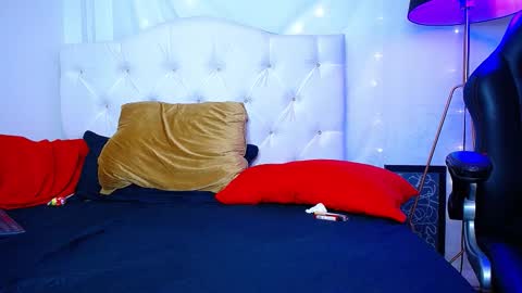 Marcus Hanks online show from 12/20/25, 09:38