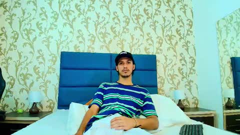 marcus_jeron online show from 11/15/25, 11:43