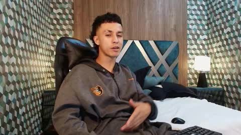 marcus_jeron online show from 12/20/25, 02:18