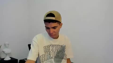 Snapshot of marcus_moreno chatting on 11/10/25, 09:58 marcus_moreno online show from 11/10/25, 09:58