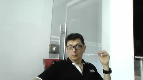 Snapshot of marcuskelvin chatting on 06/12/26, 02:43 Marcus online show from 06/12/26, 02:43