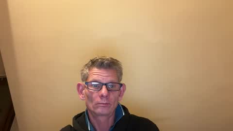 Snapshot of marcusmax1970 chatting on 01/10/26, 04:42 marcusmax1970 online show from 01/10/26, 04:42