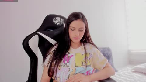 Maria online show from 11/18/25, 06:23