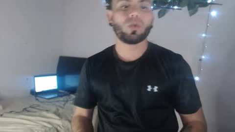 Snapshot of marek_secrett chatting on 10/19/25, 10:43 marek_secrett online show from 10/19/25, 10:43