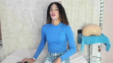 marfilastrom online show from 10/21/25, 08:09