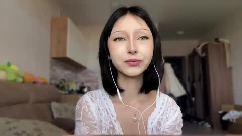 Nikki online show from 04/28/26, 10:31