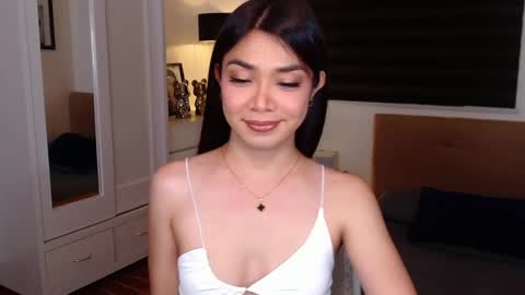 Snapshot of margawilliams chatting on 11/05/25, 08:14 Marga Williams online show from 11/05/25, 08:14