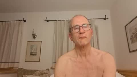 marginalie online show from 11/27/25, 06:21