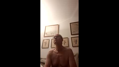 marginalie online show from 03/30/26, 04:02