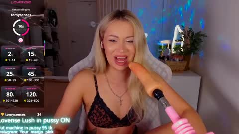Snapshot of margohotty chatting on 06/06/26, 05:23 Margo for you online show from 06/06/26, 05:23