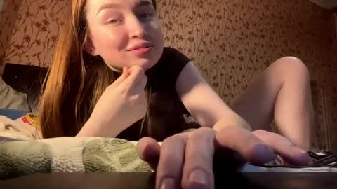 Chloe online show from 04/01/26, 04:59