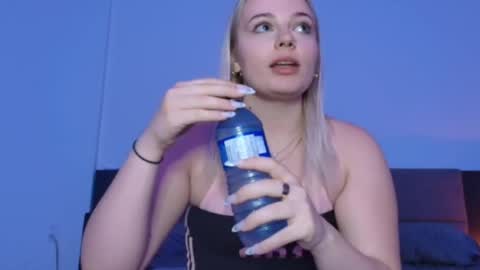 margot_robbie7 online show from 09/11/25, 01:28